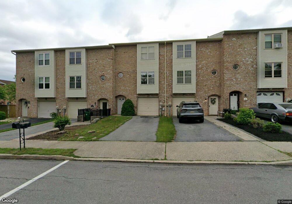 213 Ridgeview Dr, Alburtis, PA 18011 - photo 1