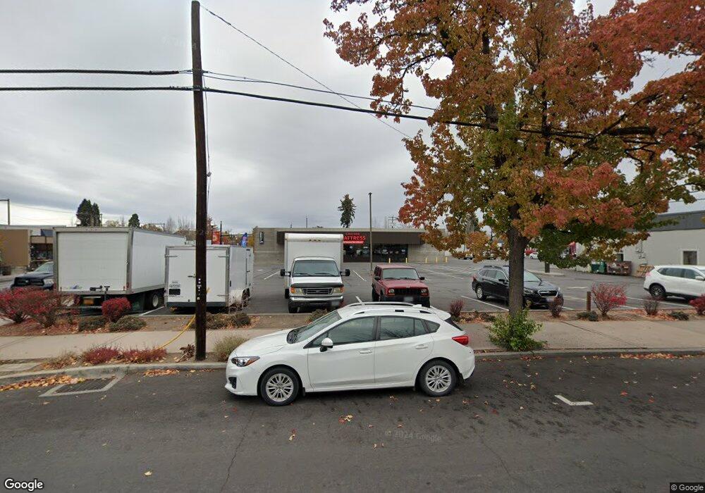 224 SW 6th St, Redmond, OR 97756 - photo 1