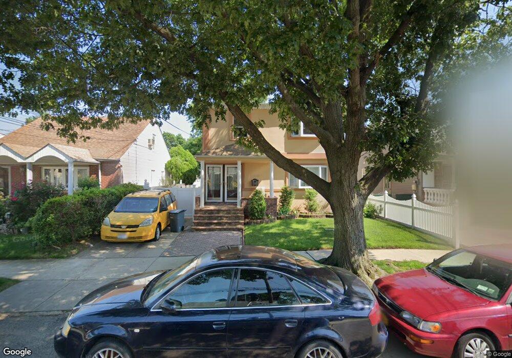 141-27 256th St, Rosedale, NY 11422 - photo 1