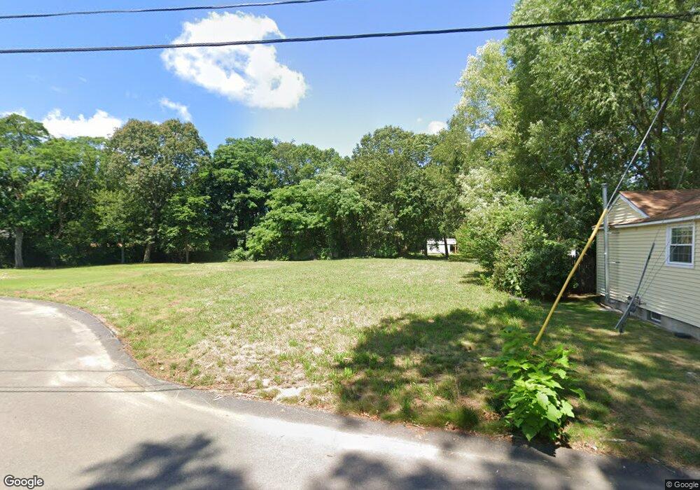 71 Burgess Dr, Warwick, RI 02886 - photo 1