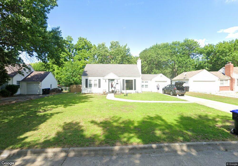 2015 SW Webster Ave, Topeka, KS 66604 - photo 1