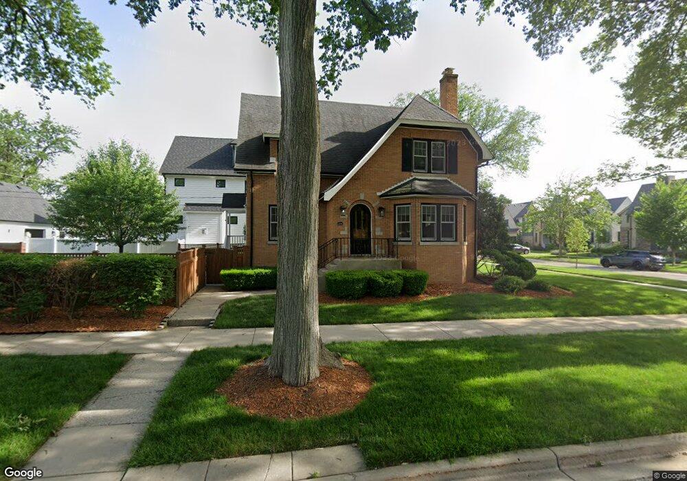 254 W 2nd St, Elmhurst, IL 60126 - photo 1