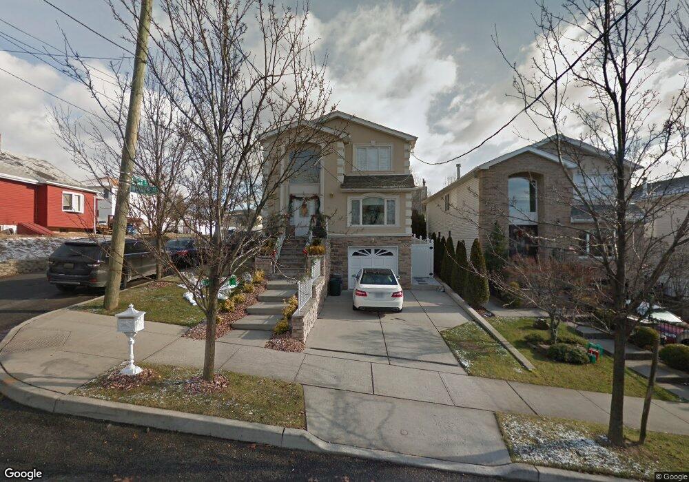 49 Weiner St, Staten Island, NY 10309 - photo 1