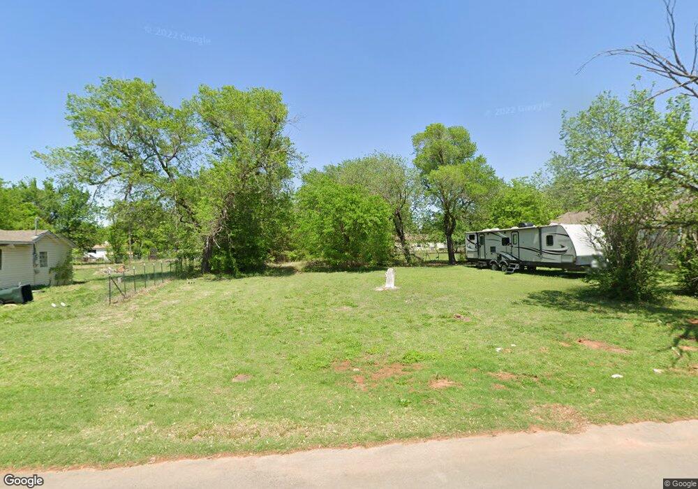 101 W Fig Ave, Duncan, OK 73533 - photo 1