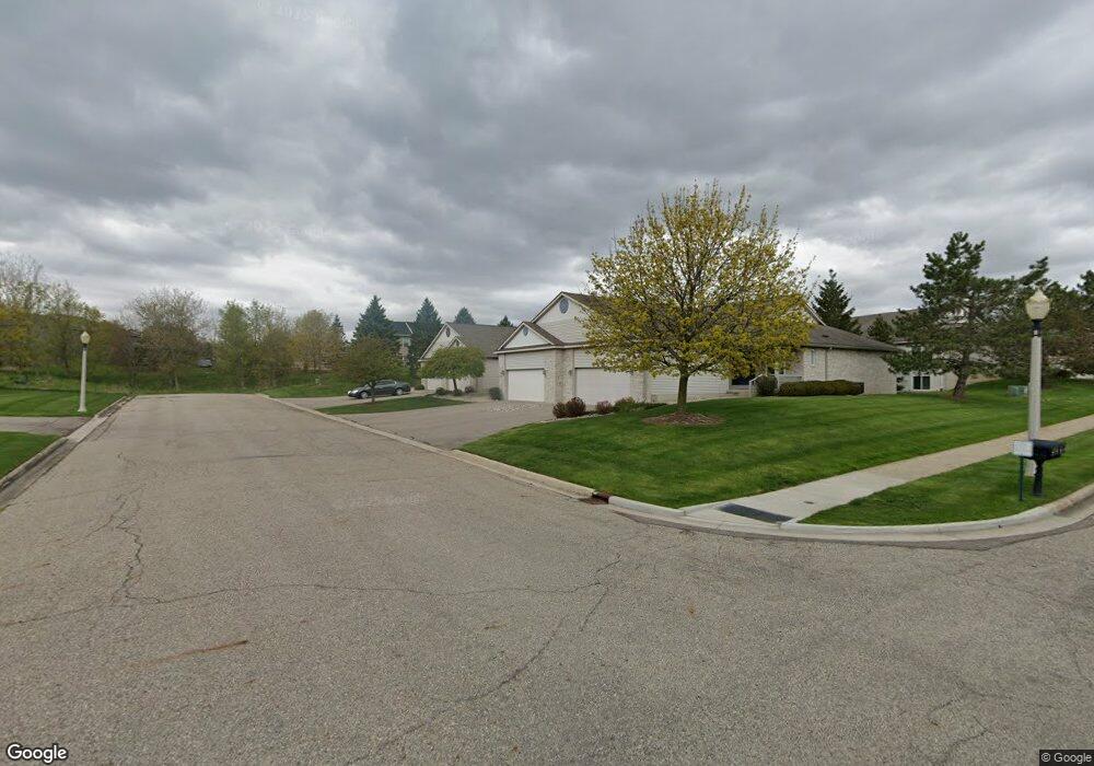 7238 Farm Hill Dr unit 34, Lansing, MI 48917 - photo 1