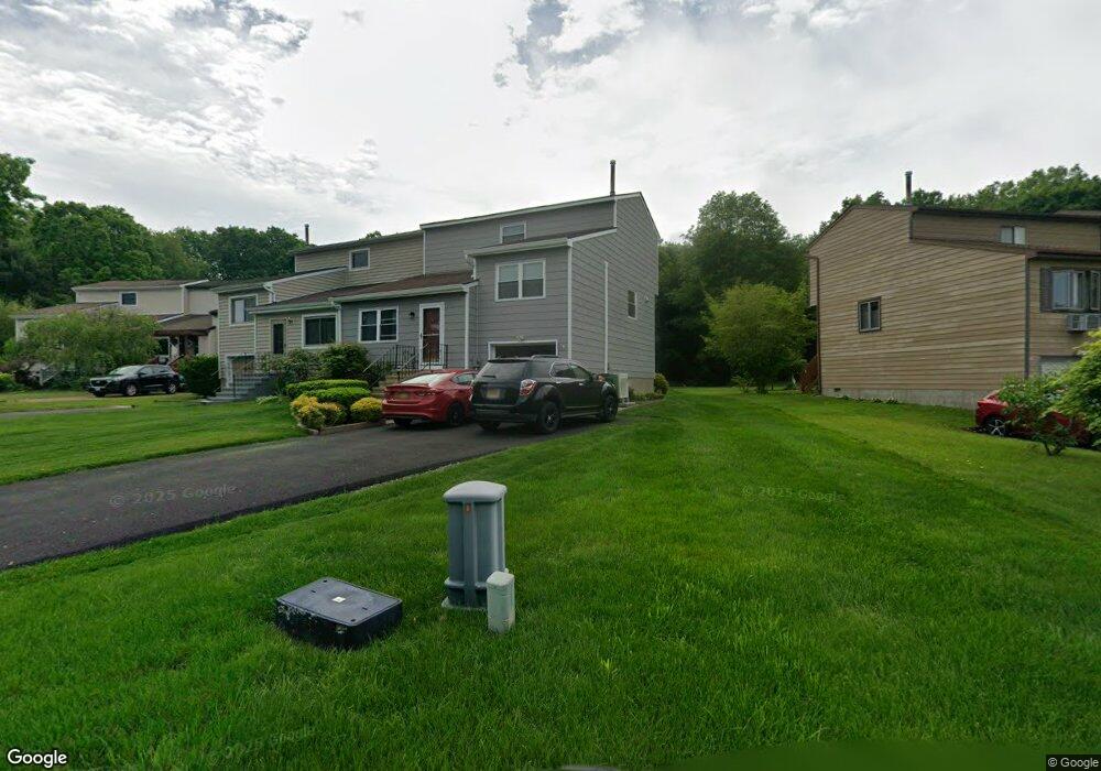 17 Hamlet Ct, Wappingers Falls, NY 12590 - photo 1