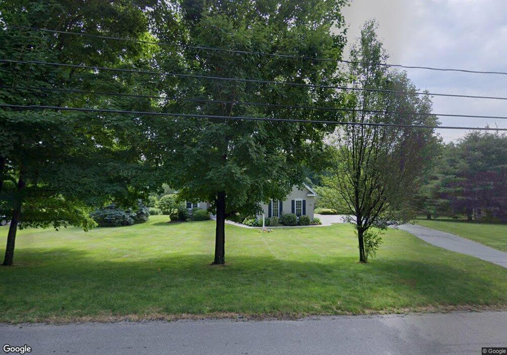 114 Duncaster Rd, Bloomfield, CT 06002 - photo 1