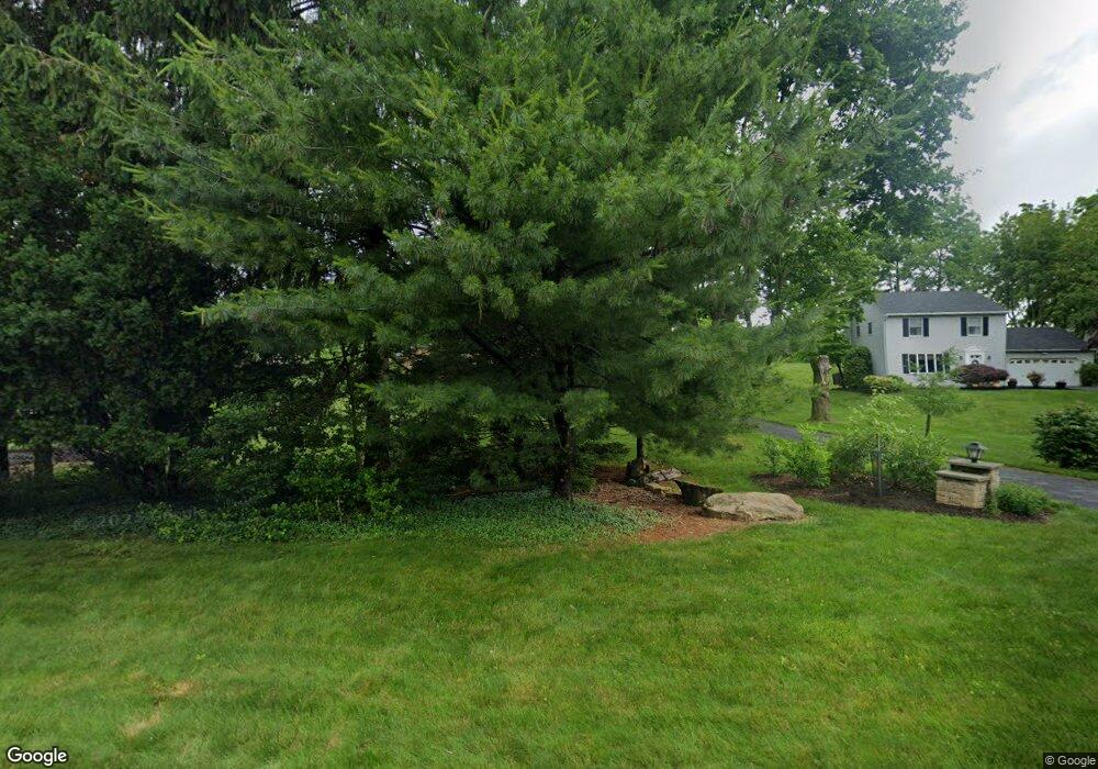 5533 Reppert Ln, Allentown, PA 18106 - photo 1