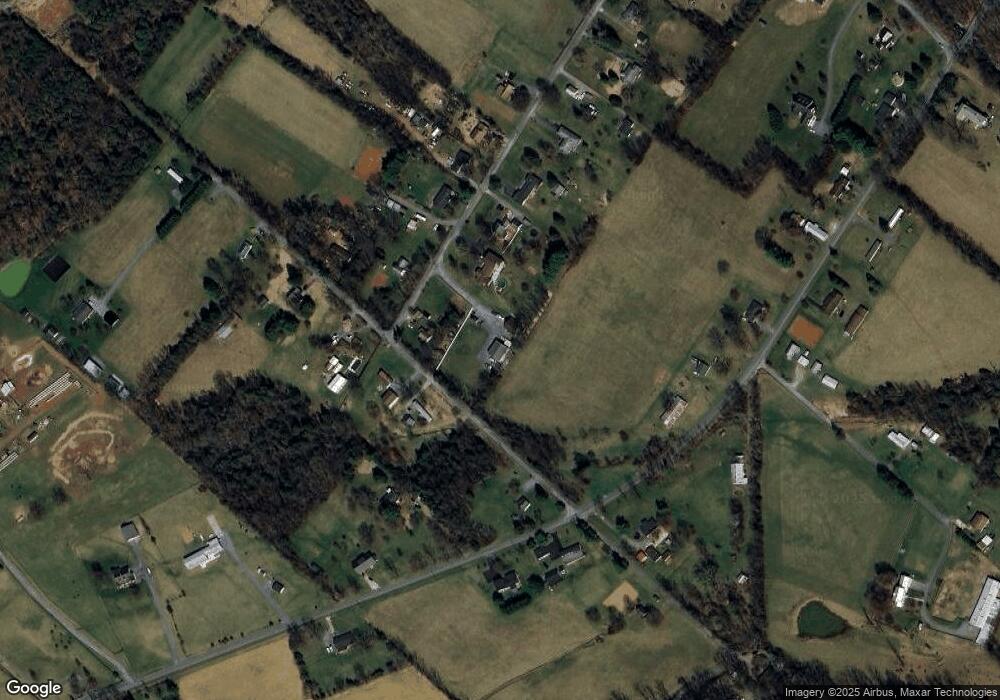 421 Ida Loop Rd, Luray, VA 22835 - photo 1