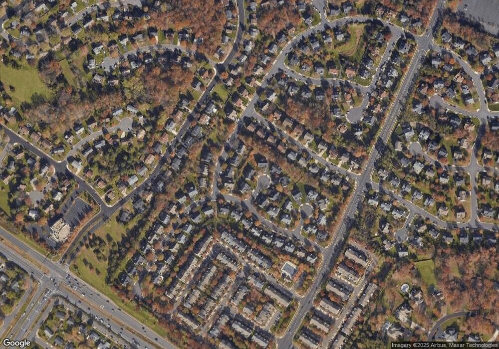 21415 Maple Hollow Ct, Sterling, VA 20164 - photo 1