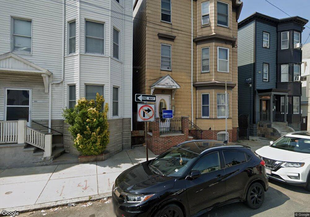 466 Saratoga St, Boston, MA 02128 - photo 1