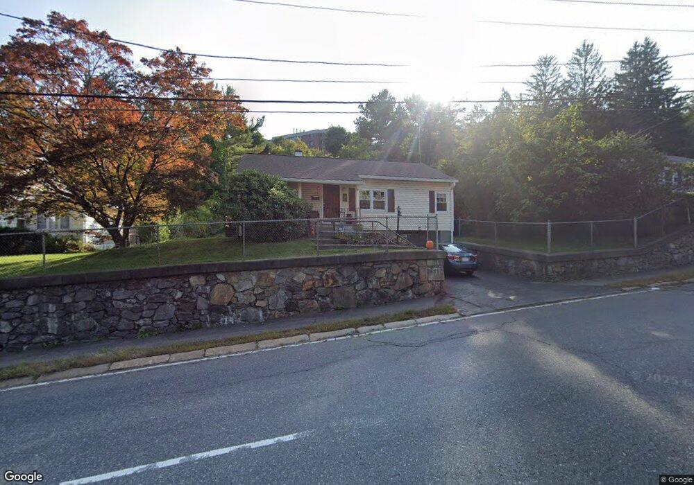 123 W Mountain St, Worcester, MA 01606 - photo 1