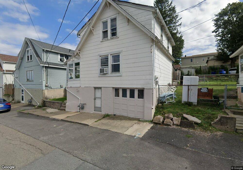 914 W 9th St, Hazleton, PA 18201 - photo 1