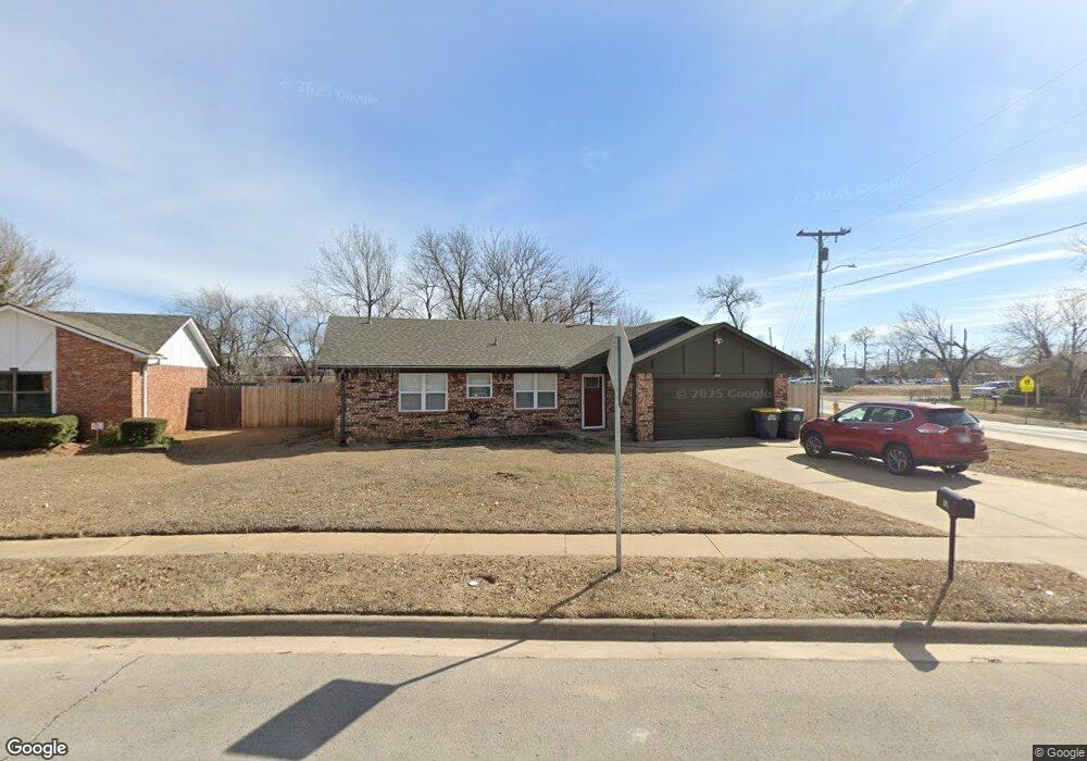 305 N Birch Ct, Jenks, OK 74037 - photo 1