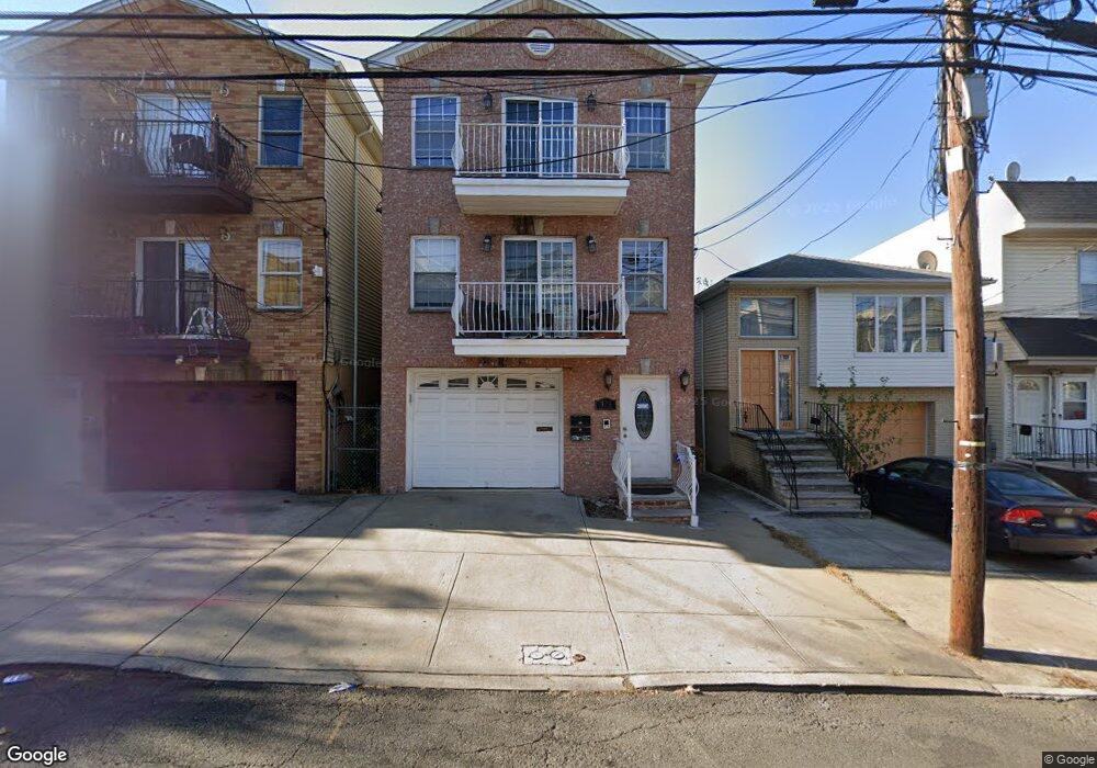 321 Cator Ave unit 2, Jersey City, NJ 07305 - photo 1