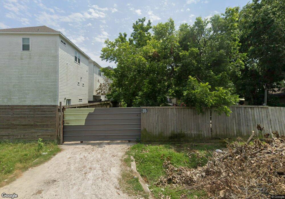 877 Fortune St, Houston, TX 77088 - photo 1
