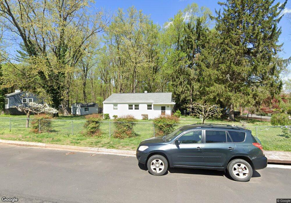 6366 Lakewood Dr, Falls Church, VA 22041 - photo 1