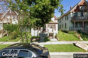 3269 N 8th St, Milwaukee, WI 53206