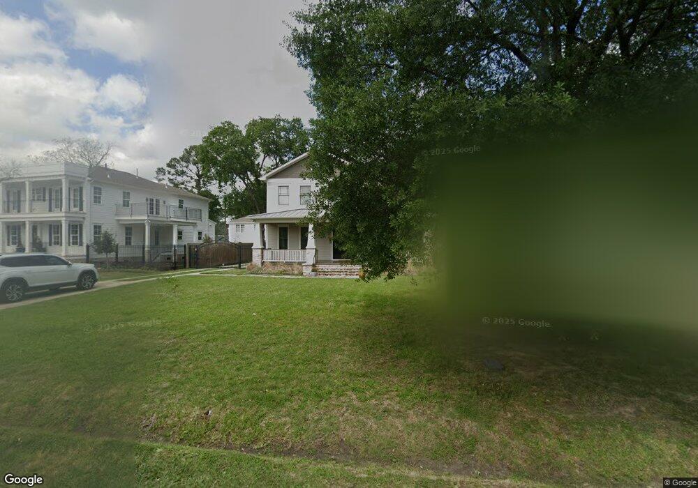 726 W 38th St, Houston, TX 77018 - photo 1