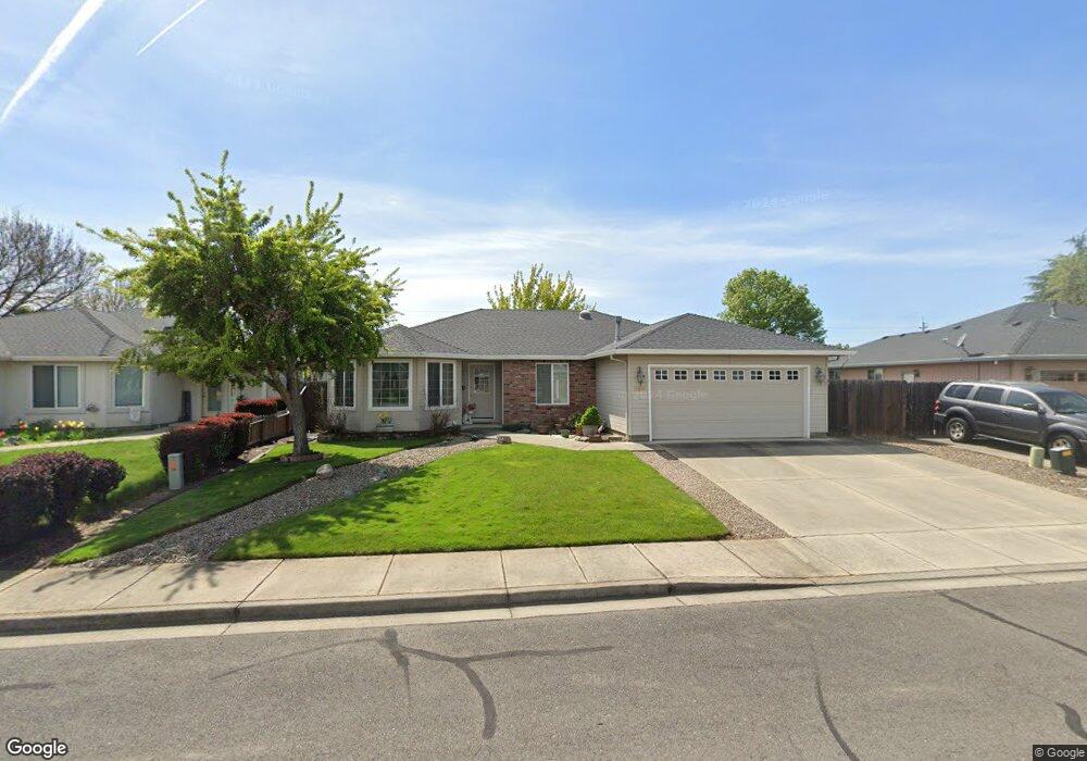 236 Summer Glen Way, Central Point, OR 97502 - photo 1