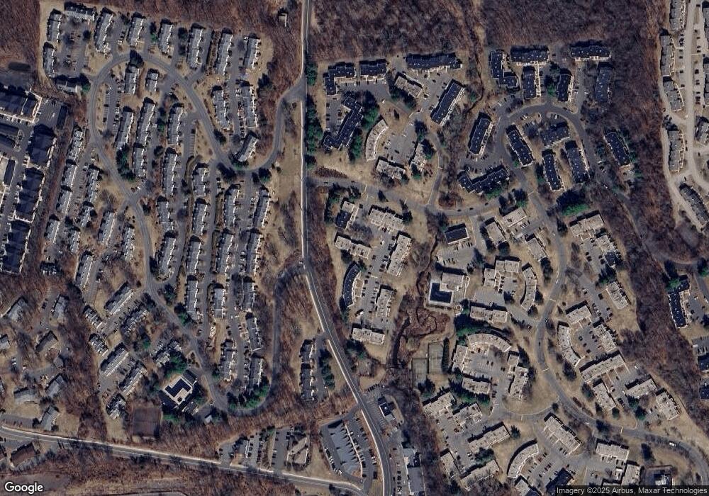 7 Hemlock Ct, Cromwell, CT 06416 - photo 1