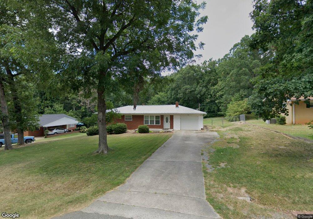 443 Foster St, Asheboro, NC 27205 - photo 1