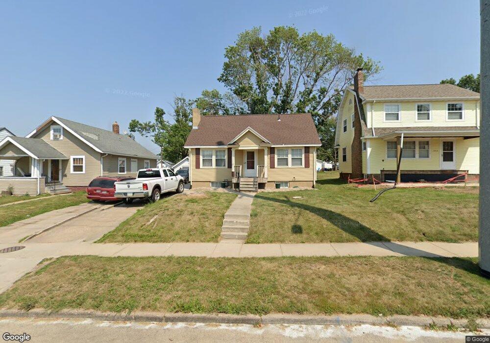 241 18th St NW, Cedar Rapids, IA 52405 - photo 1