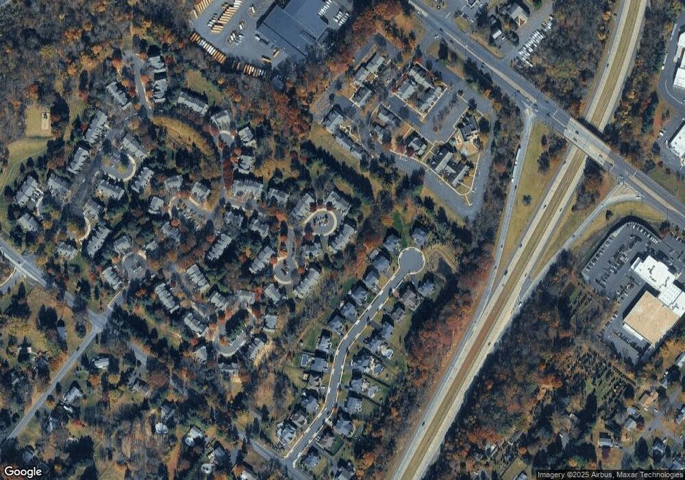 124 Blackfriars Cir unit 91, Doylestown, PA 18901 - photo 1