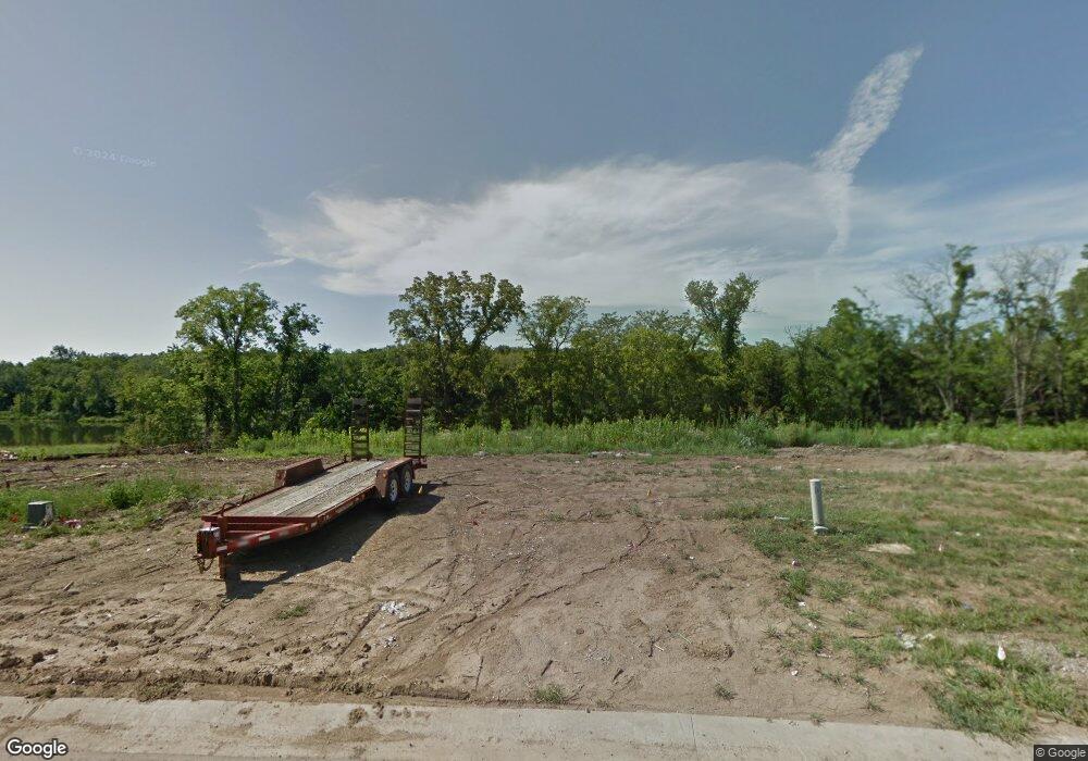 9741 Shady Bend Cir, Lenexa, KS 66227 - photo 1