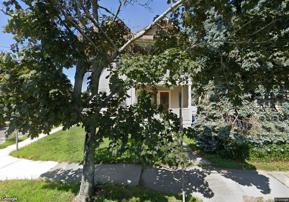 240 Main St, Fairhaven, MA 02719 - photo 1