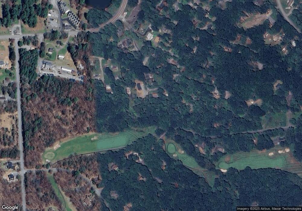 173 Apple Dr, Greentown, PA 18426 - photo 1