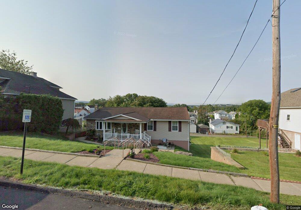 1325 Watson St, Scranton, PA 18504 - photo 1