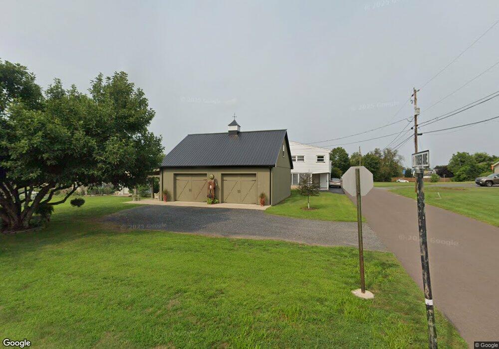 935 E 2nd St, Nescopeck, PA 18635 - photo 1