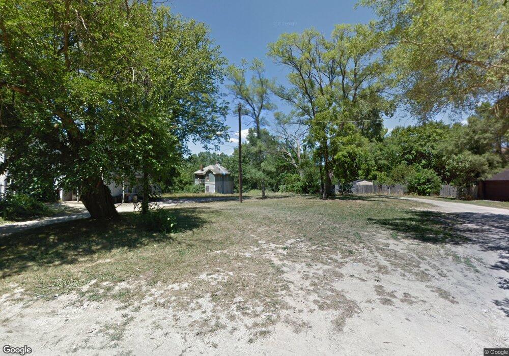 420 W 2nd St, Flint, MI 48503 - photo 1