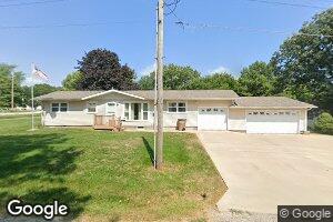 316 SW 7th St, Galva, IL 61434