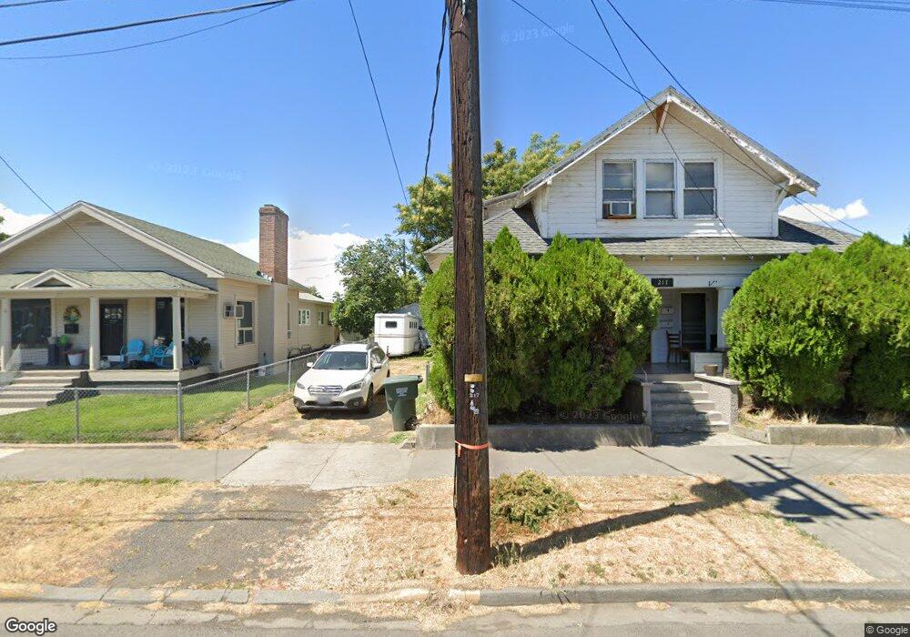 217 SW 3rd St, Pendleton, OR 97801 - photo 1