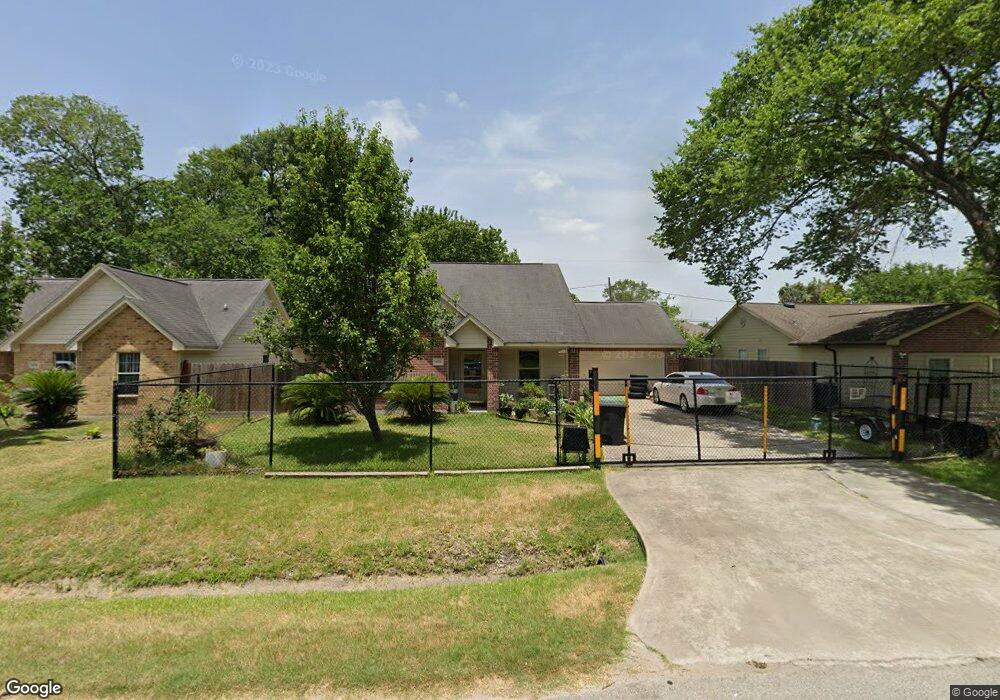 970 Saint Clair St, Houston, TX 77088 - photo 1