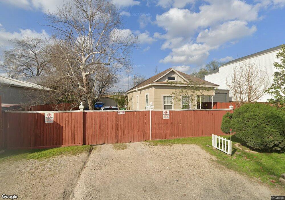 635 W 26th St, Houston, TX 77008 - photo 1