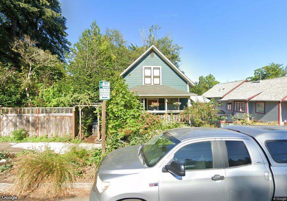 2368 Agate St, Eugene, OR 97403 - photo 1