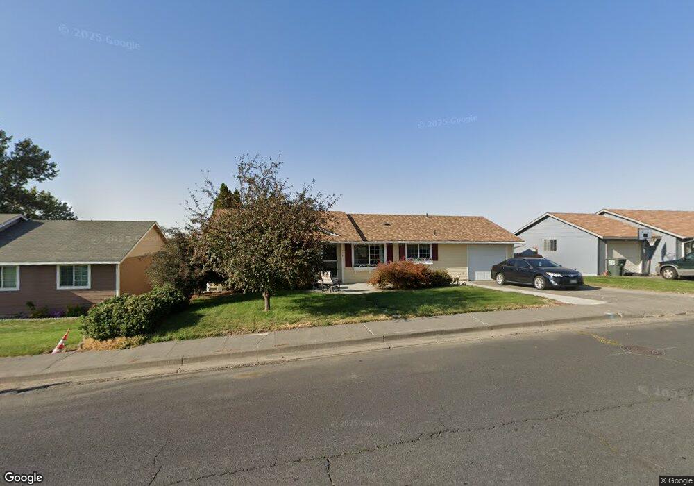 513 SW Nye Ave, Pendleton, OR 97801 - photo 1