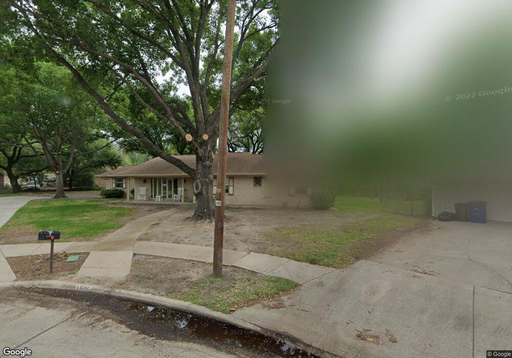 1506 Munn Dr, Ennis, TX 75119 - photo 1