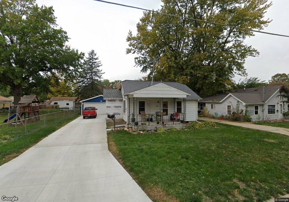 1213 W 7th St S, Newton, IA 50208 - photo 1