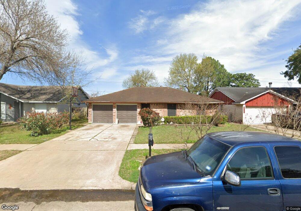 5802 Hoover St, Houston, TX 77092 - photo 1