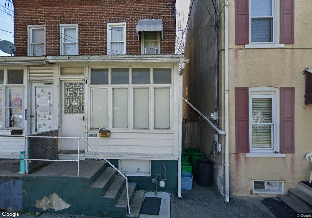 203 1/2 N Railroad St, Allentown, PA 18102 - photo 1