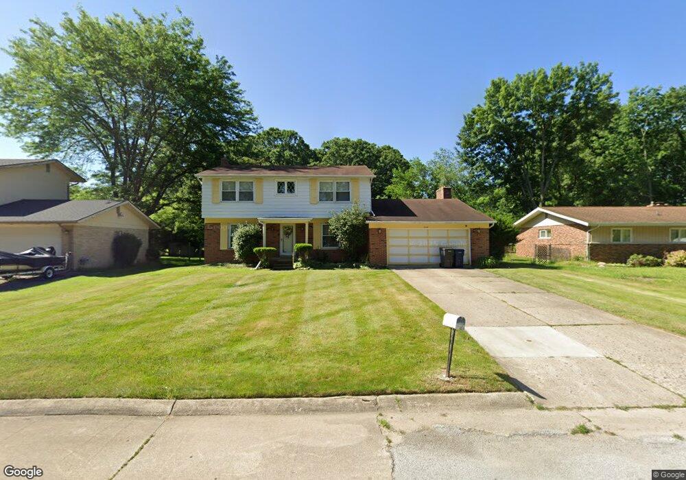 2648 Pinetree Dr, Flint, MI 48507 - photo 1