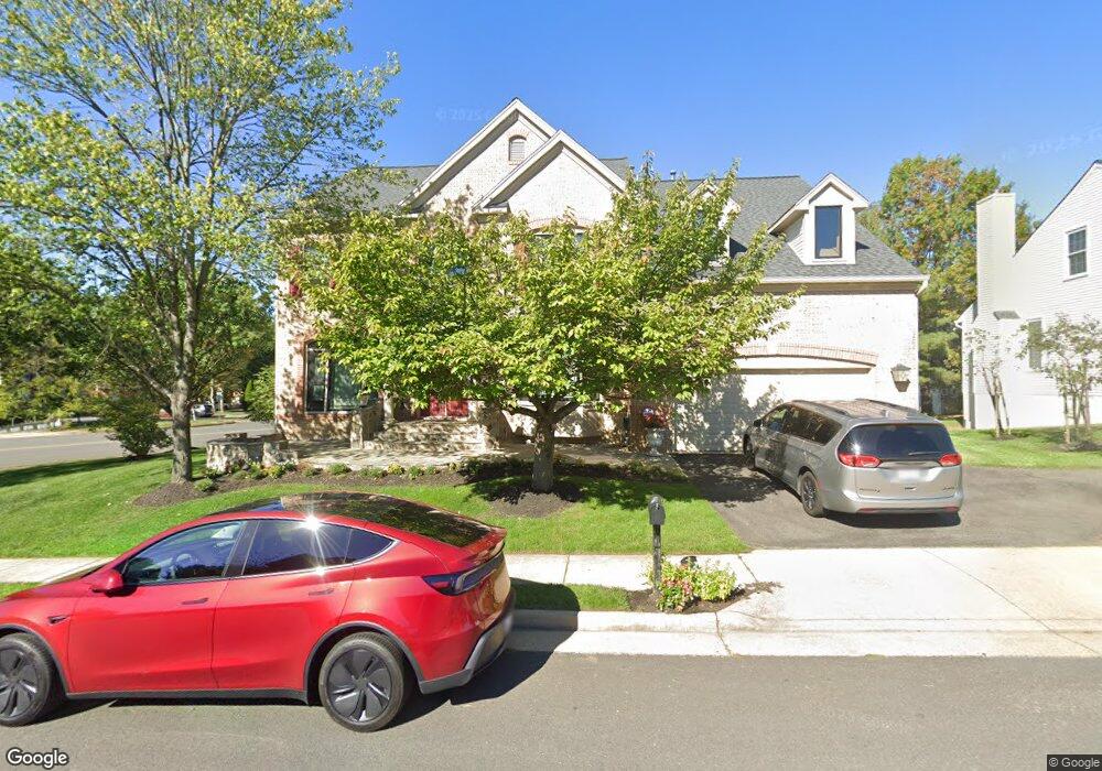 2056 George Washington Rd, Vienna, VA 22182 - photo 1