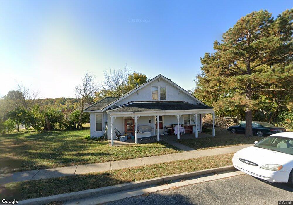 304 E 1st St, Rolla, MO 65401 - photo 1