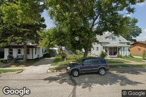 14 S 4th St, Wishek, ND 58495