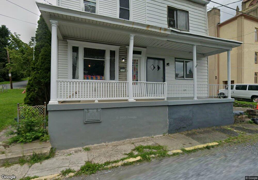 215 Market St, Cumbola, PA 17930 - photo 1