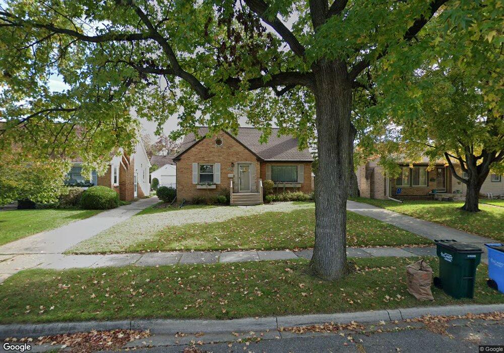 2409 Concord Rd, Lansing, MI 48910 - photo 1